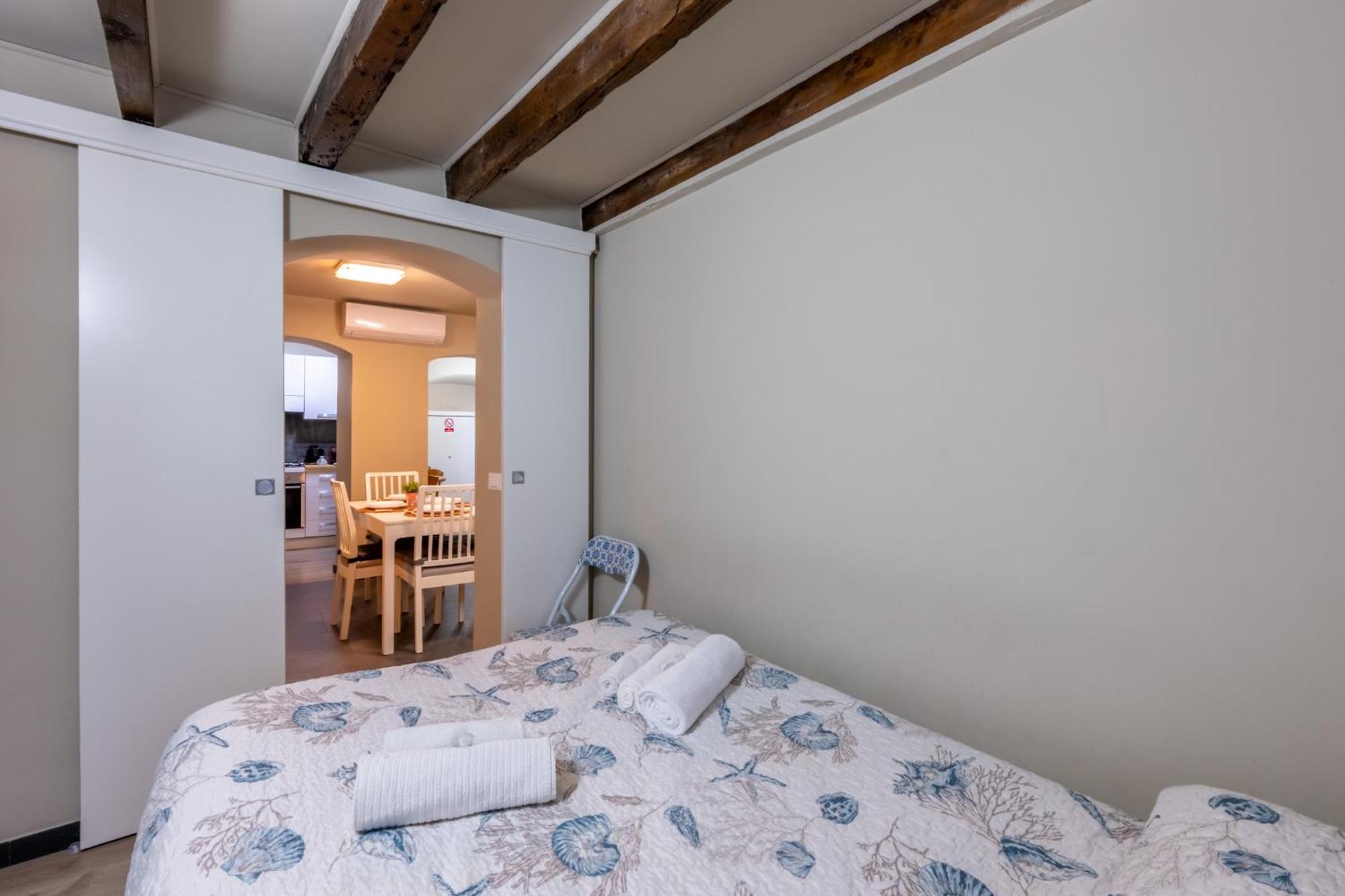 Pippi'S Aquarium Home With A/C Genoa Bagian luar foto